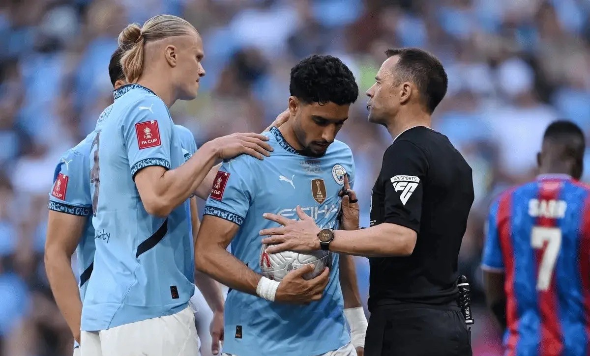 易游平台 -法甲今晨再迎强敌，尼斯主帅复盘，主帅态度：质疑声仍在，纪律约束更严格 