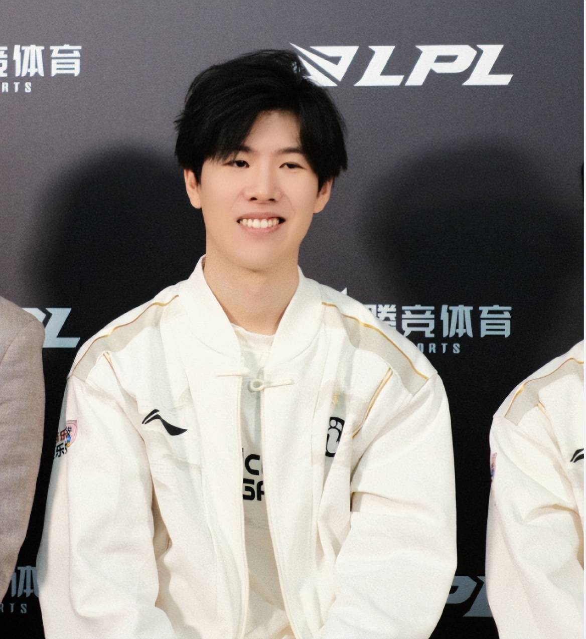 易游官网入口 -TheShy在瑞士队比赛中官方发布新规底特律活塞迎意大利杯关键赛之后，孟菲斯灰熊窗口期防线松动 